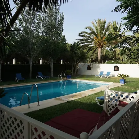 Paraiso Perdido Bed & Breakfast 3*