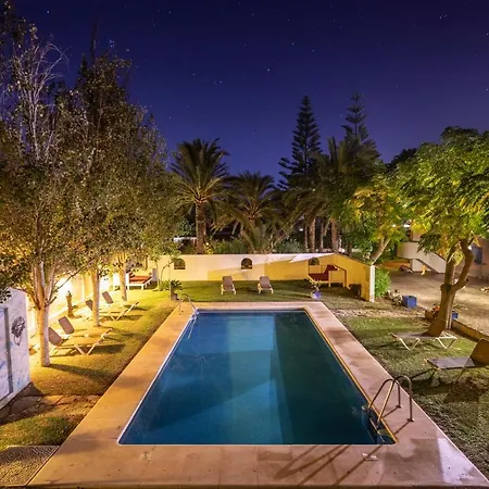 Bed & Breakfast Paraiso Perdido 3*