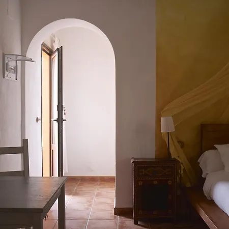 Paraiso Perdido 住宿加早餐酒店 科尼尔-德拉弗龙特拉