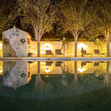 فندق مبيت وإفطار Paraiso Perdido كونيل ذي لا فرونتيرا