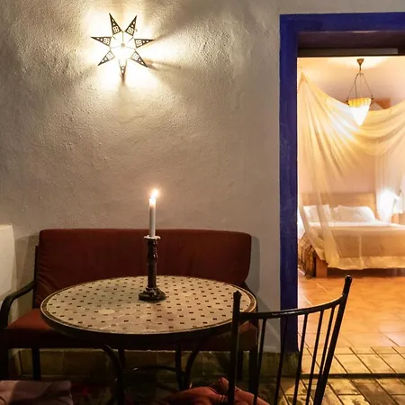 Paraiso Perdido فندق مبيت وإفطار كونيل ذي لا فرونتيرا