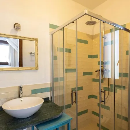 فندق مبيت وإفطار Paraiso Perdido كونيل ذي لا فرونتيرا